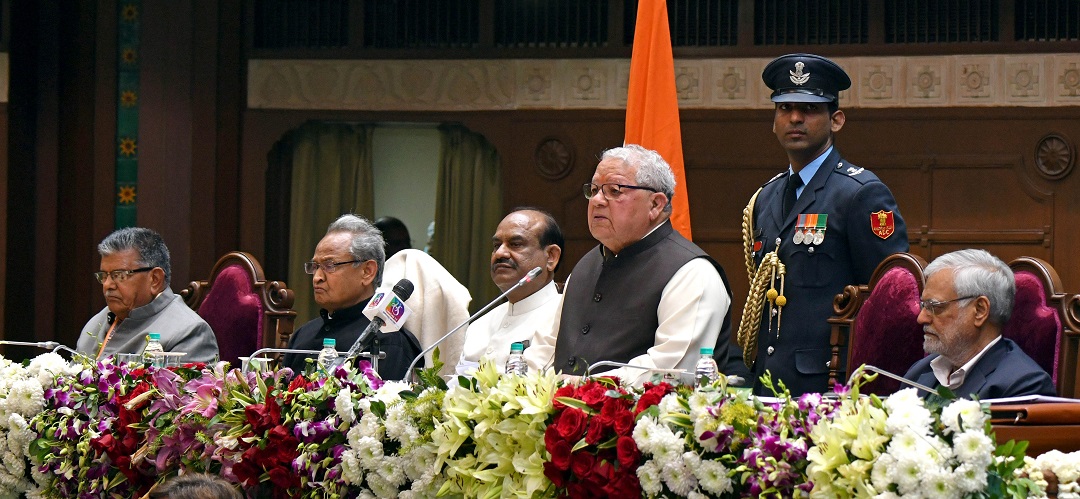 Hon'ble Governor addressing the concluding session of the All India Conference of Presiding Officers in the Rajasthan Legislative Assembly.