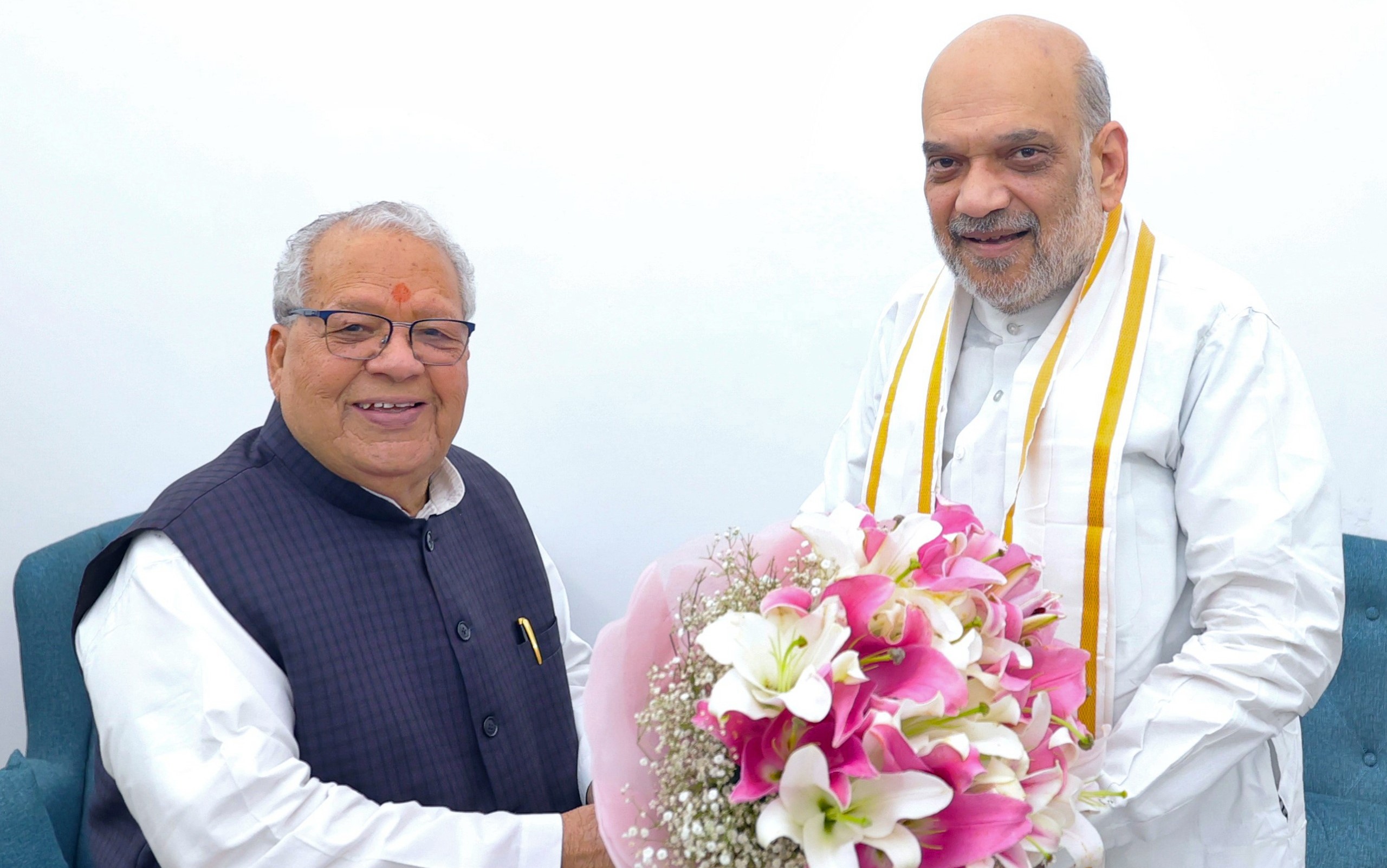 Hon'ble Governor meets Hon'ble Union Minister Shri Amit Shah at New Delhi.