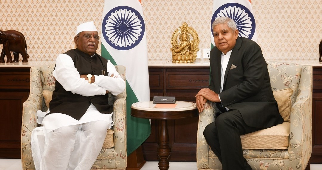 Hon'ble Governor meets Hon'ble Vice President of India at New Delhi