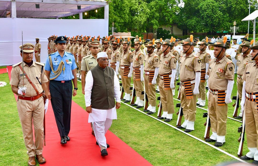 Newly appointed Governor of Rajasthan inspects The Guard of Honour at Raj Bhawan Jaipur.