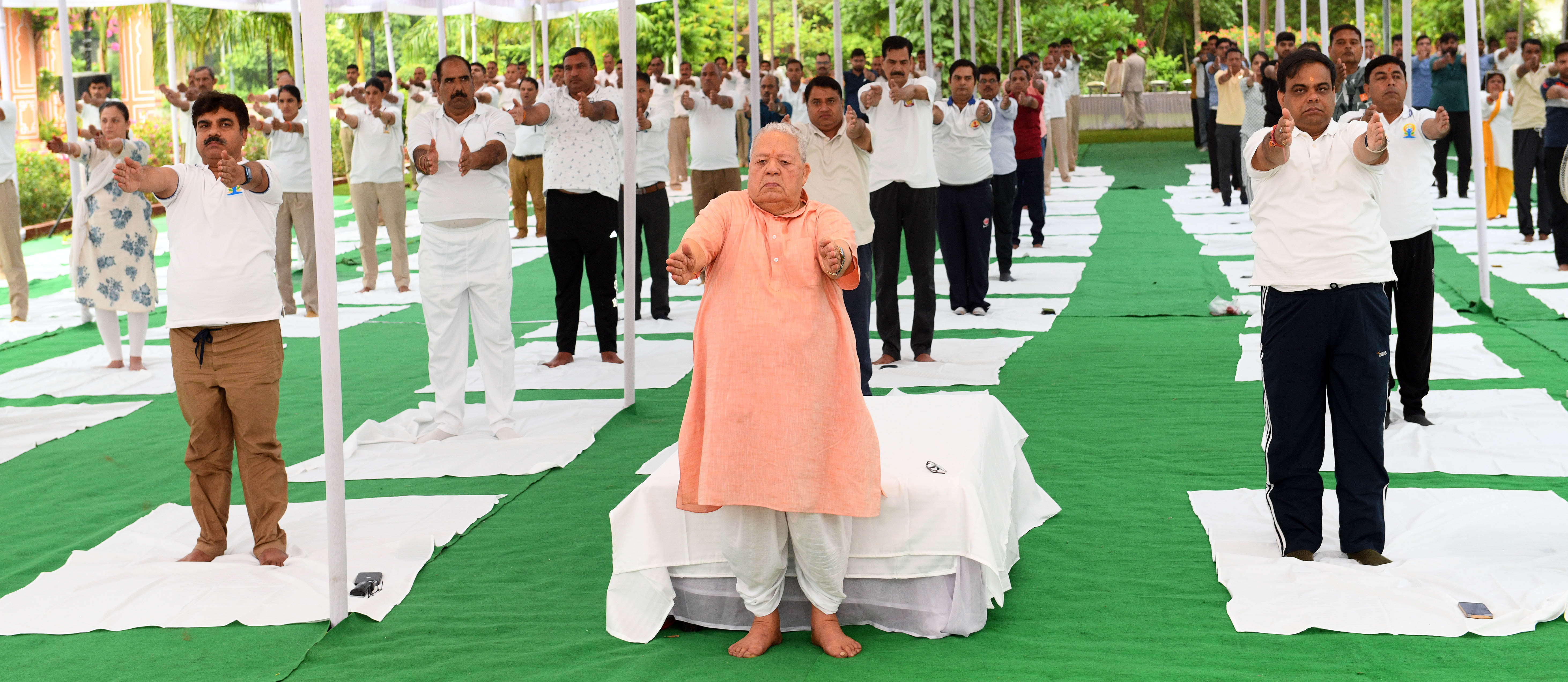 Hon'ble Governor takes part in internation Yoga Day at Raj Bhawan, Jaipur