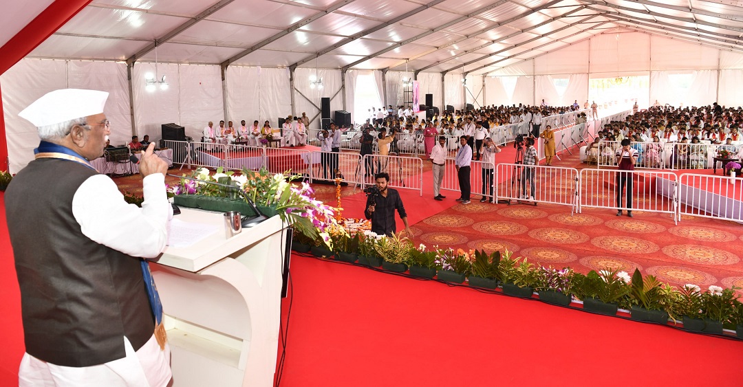 During the second convocation ceremony of Apex University, Hon’ble Governor emphasized that education fosters humanity. He urged everyone to work towards the development of the nation and society through education, contributing to the vision of a developed India.