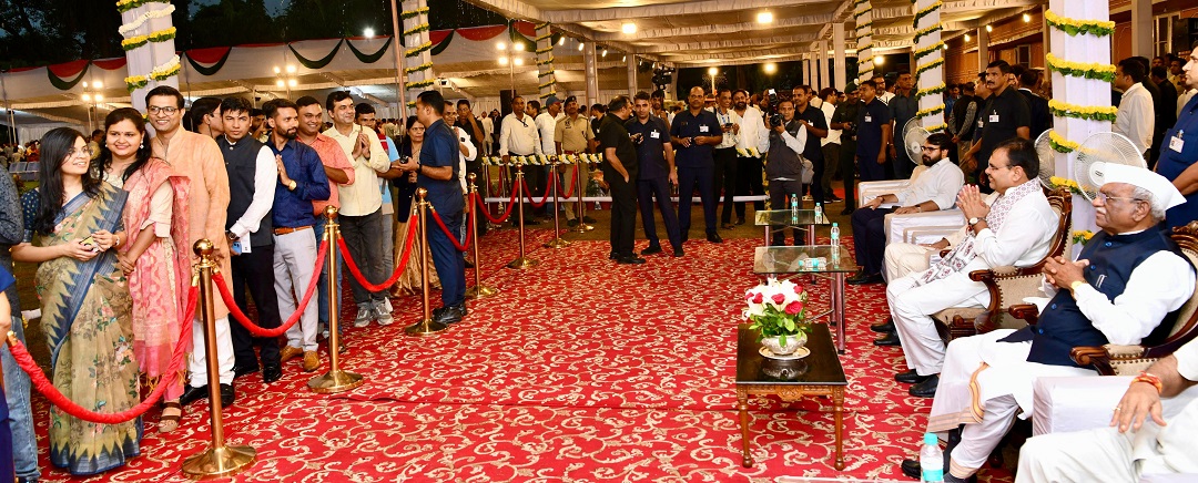 Hon'ble Governor Meet Visitors at Raj Bhavan's At Home Event, Extending Independence Day Wishes to All.